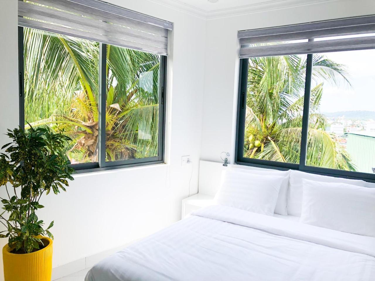 FRIENDS GAY GUESTHOUSE | PHU QUOC, VIETNAM | SEASON DEALS FROM $30